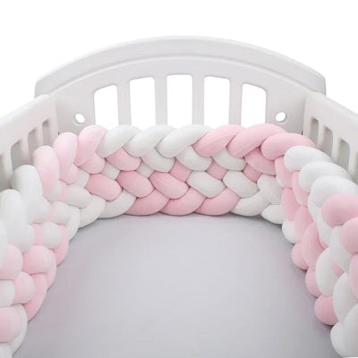Tresse-de-lit-bébé-rose-blanc