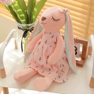 lapin-en-peluche-rose